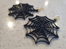 Load image into Gallery viewer, Black Spiderweb Earrings